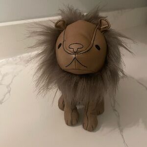 Pottery Barn Monique Lhuillier Vegan Lion Bookend